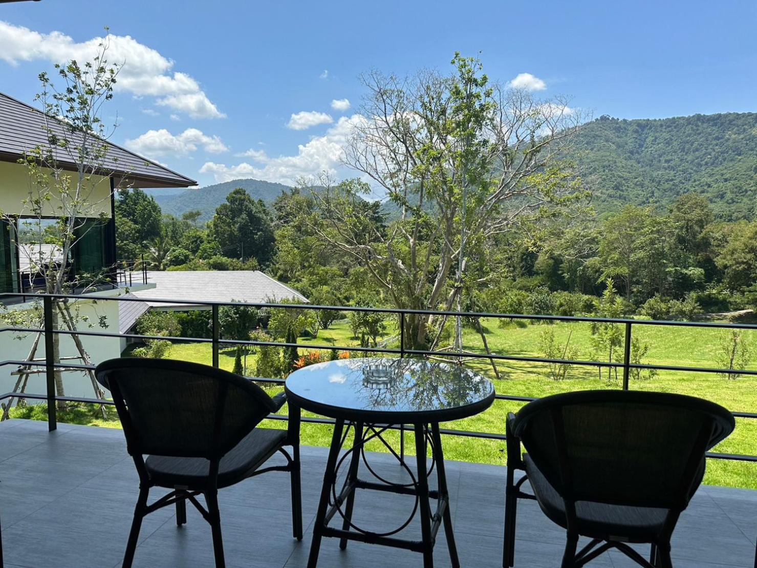 Monlada Khaoyai Hotell Mu Si Rom bilde